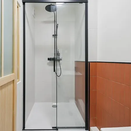 Apartman Le Sparn - Votre Cocon Au Coeur D'epernay Épernay