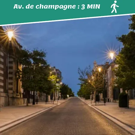Le Sparn - Beau T2 - Parking Inclus - 3min Av Champagne Διαμέρισμα *
